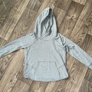 Lululemon Women’s Gray Sweatshirt